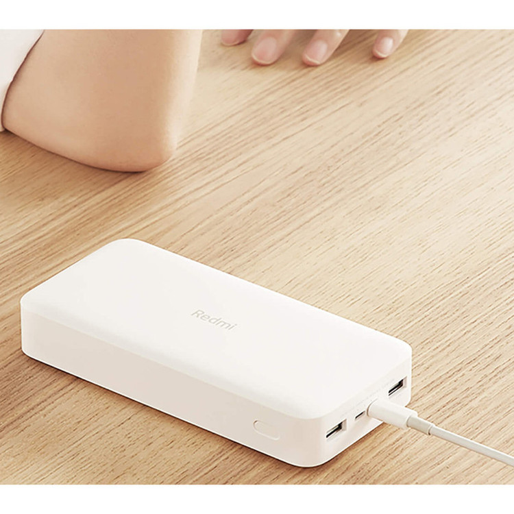 پاوربانک 18 وات شیائومی مدل Redmi ظرفیت 20000 میلی آمپرساعت به همراه کابل تبدیل microUSB